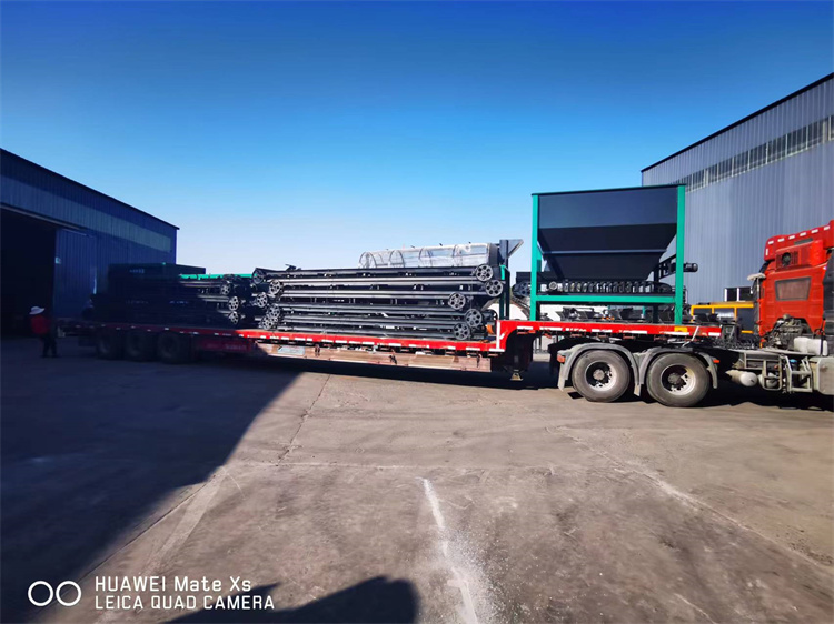 年產5萬噸顆粒有機肥生產線第二車發(fā)貨現(xiàn)場