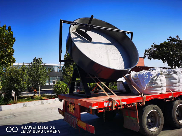 內加不銹鋼圓盤造粒發貨現場