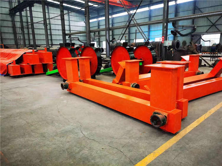 高深度大跨度發(fā)酵輪盤翻拋機生產現場