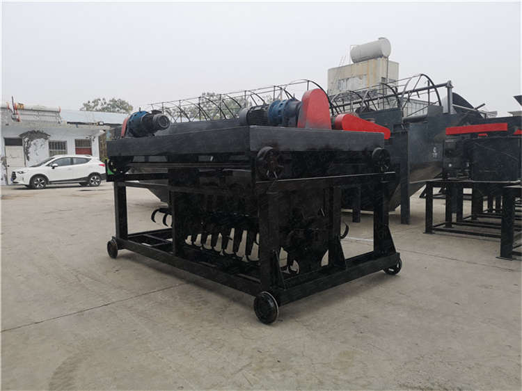 道軌式翻拋機、翻堆機,豬糞秸稈槽式翻拋機發酵設備