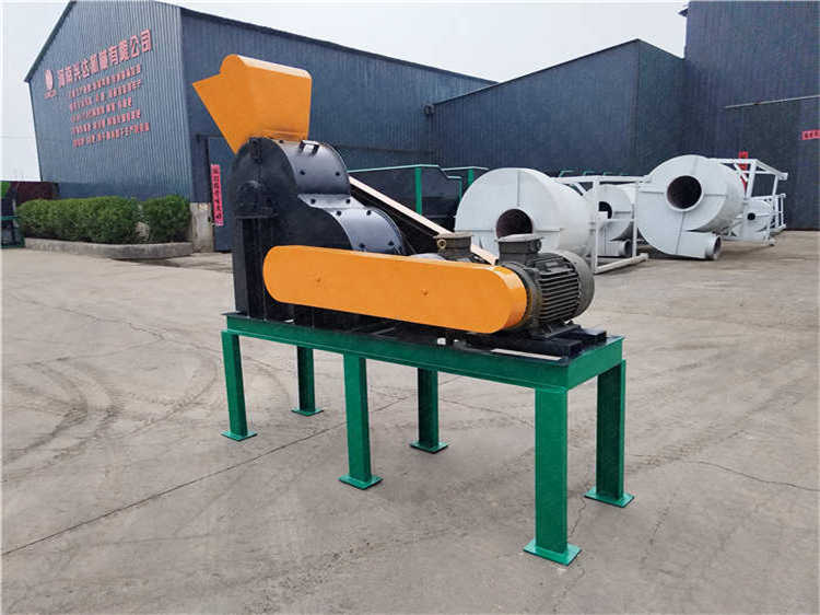 雙孢菇原料破碎處理設備,有機肥牛糞雙級粉碎機,醫院中藥渣粉碎設備