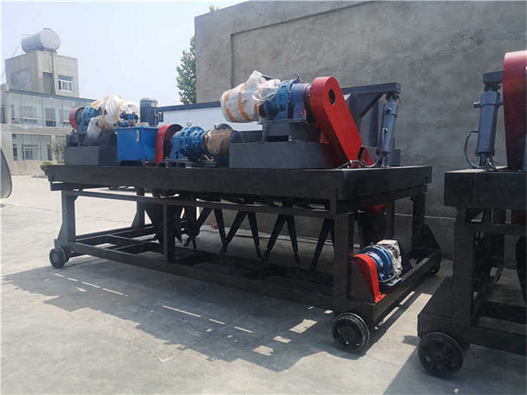 雞糞有機肥生產線設備,液壓槽式翻拋機,生產軌道行走翻耙機,供應廠家