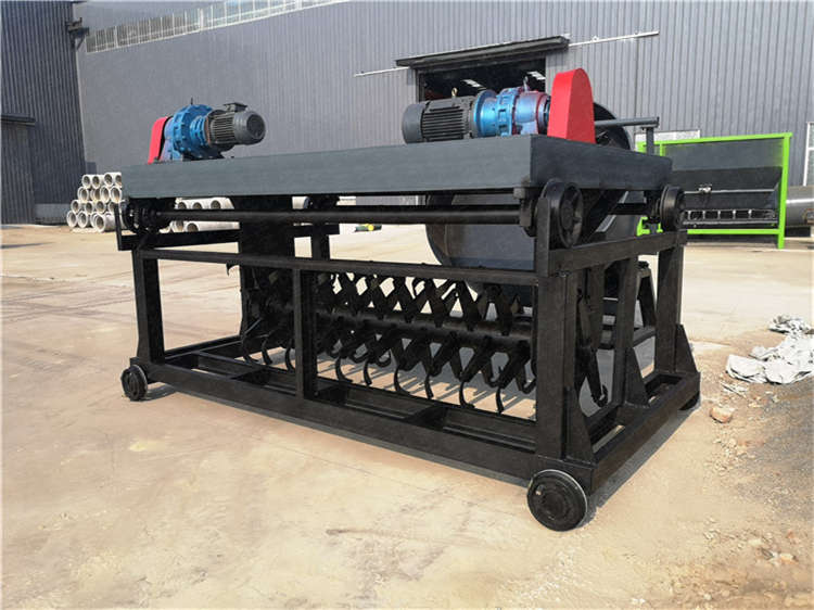 有機肥牛糞翻拋機,發酵堆肥生產設備,豬糞槽式翻拋機,環保肥料設備廠家