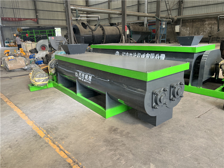 雙軸有機肥攪拌機,小型羊糞有機肥生產線設備,肥料摻混攪拌加工設備