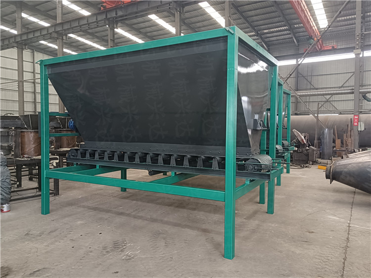 有機(jī)肥鏟車喂料倉 肥料生產(chǎn)緩存料倉 雞糞生產(chǎn)線配套設(shè)備